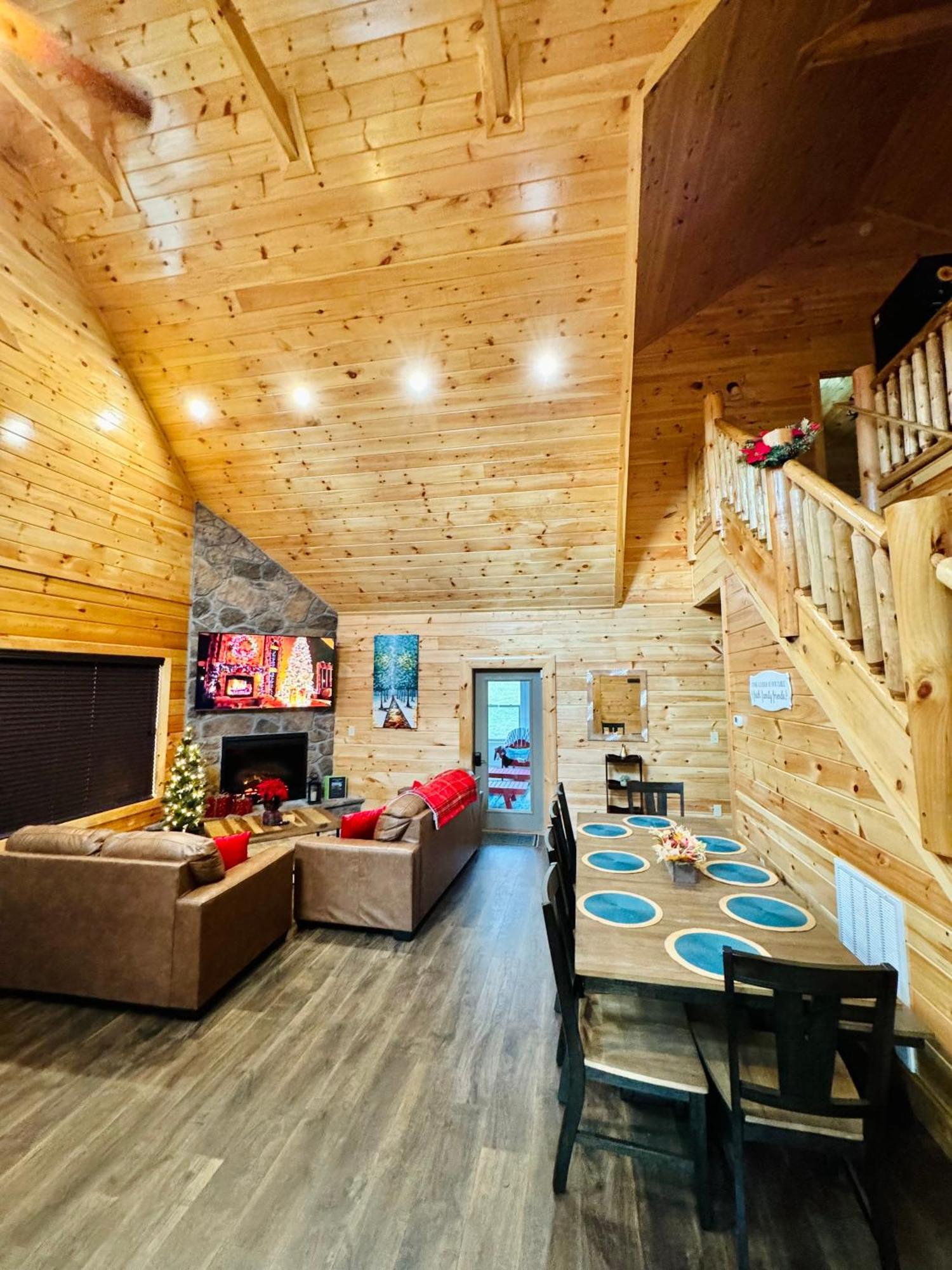 New! Indoor Pool/Ps 5/Hot Tub/Parkway Villa Pigeon Forge Dış mekan fotoğraf